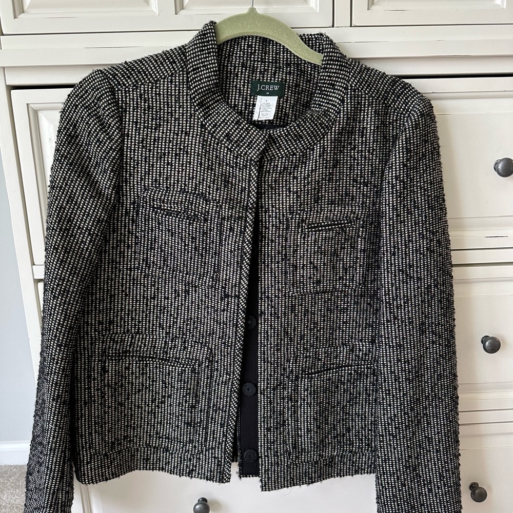 Jcrew blazer, tweed material, size 6
